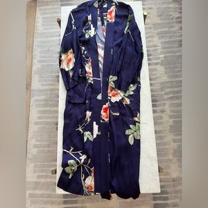 Aritzia Wilfred Floral Kimono